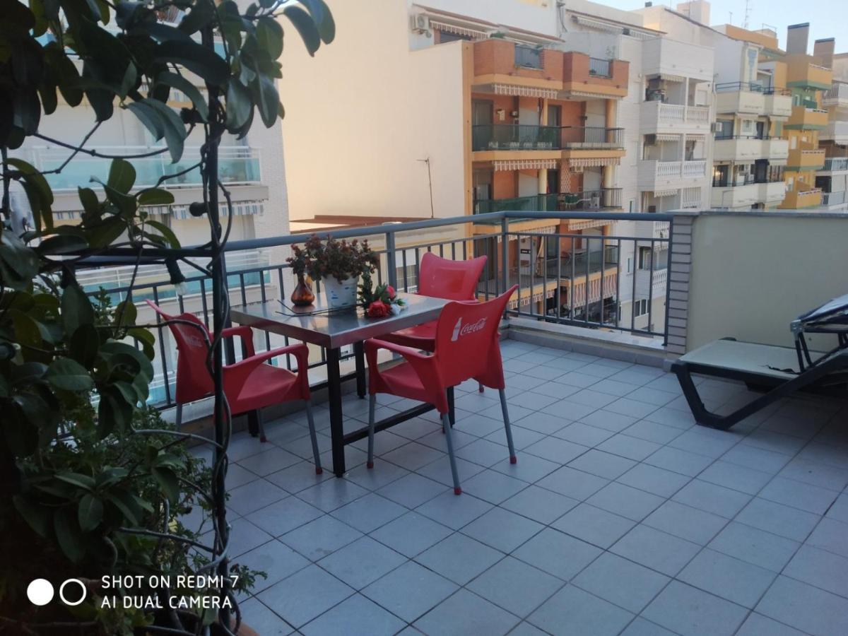 Habitación en un Ático con gran terraza al aire libre una noche 75 mas noches a 65e Burriana Esterno foto