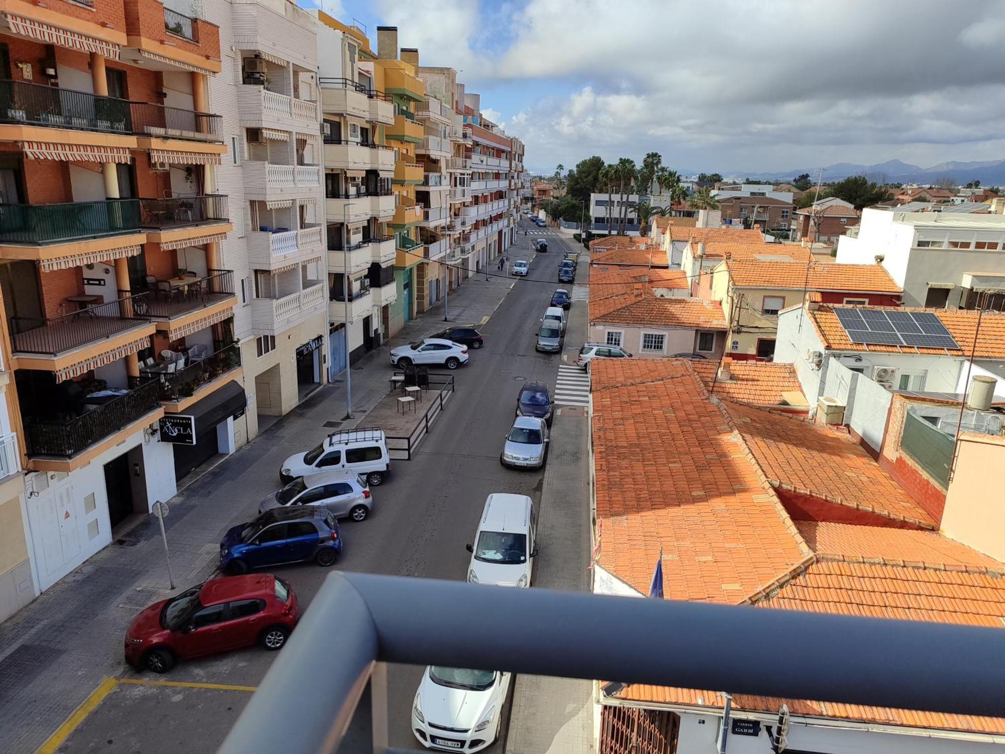 Habitación en un Ático con gran terraza al aire libre una noche 75 mas noches a 65e Burriana Esterno foto